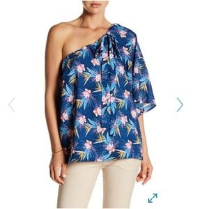 Ro & De One Shoulder Blouse